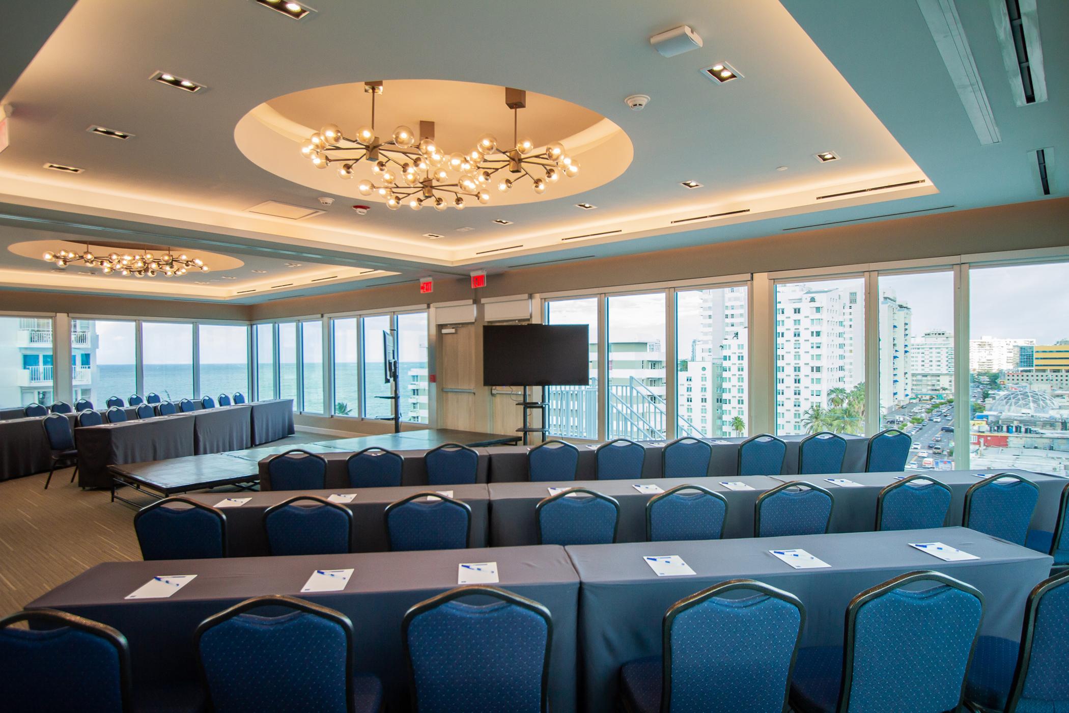Tryp By Wyndham Isla Verde San Juan Exterior photo