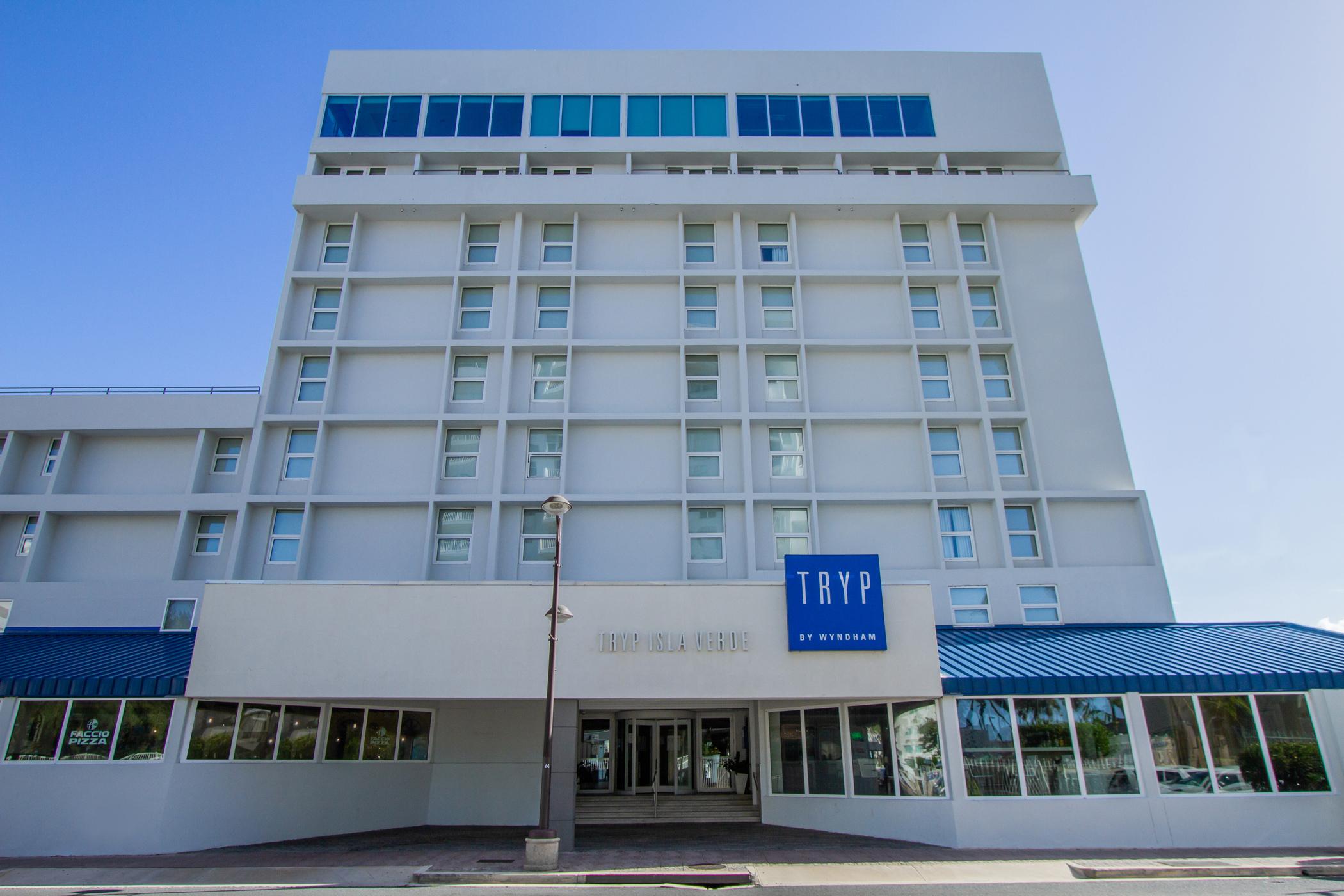 Tryp By Wyndham Isla Verde San Juan Exterior photo