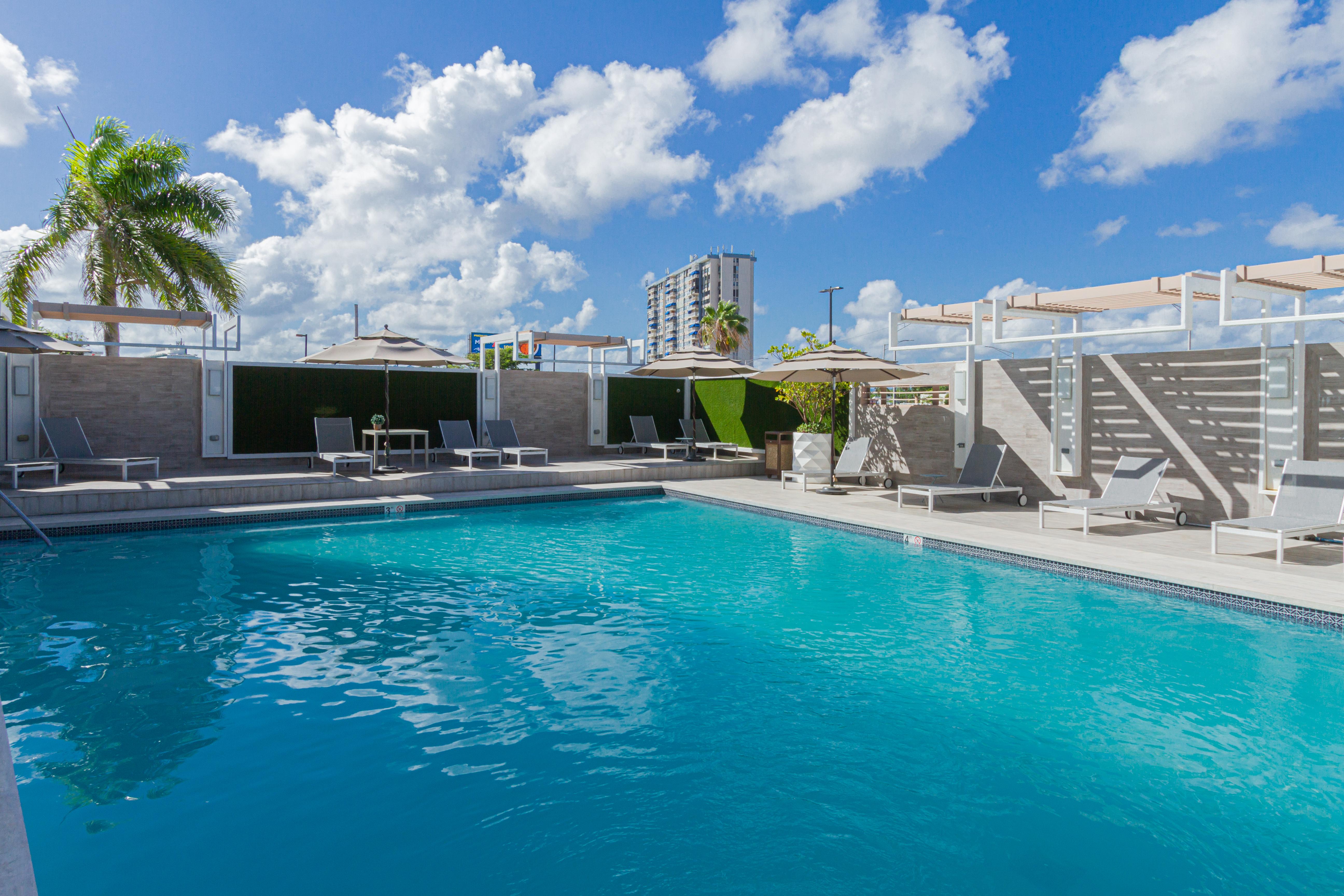 Tryp By Wyndham Isla Verde San Juan Exterior photo